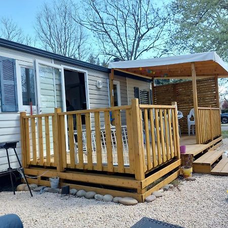 Mobil Home Tout Confort 6 Personnes Climatise Au Pied Du Luberon La Roque d'Antheron Bagian luar foto