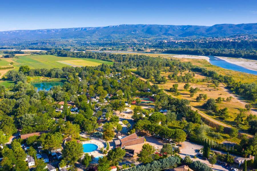 Mobil Home Tout Confort 6 Personnes Climatise Au Pied Du Luberon La Roque d'Antheron Bagian luar foto