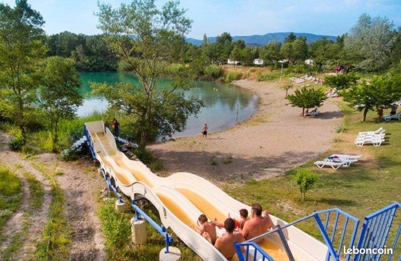 Mobil Home Tout Confort 6 Personnes Climatise Au Pied Du Luberon La Roque d'Antheron Bagian luar foto